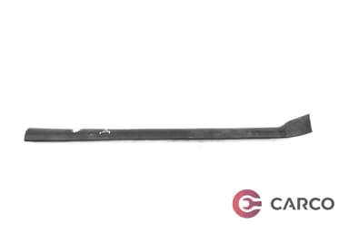 Интериорна лайсна дясна 9646716077 за PEUGEOT 1007 (KM_) 1.6 16V (2005)