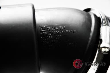 Въздуховод 13254634 за OPEL ASTRA J Sports Tourer 2.0 CDTI (2010)