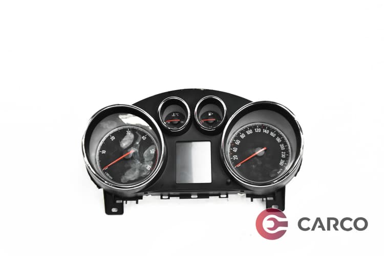 Километраж за OPEL ASTRA J Sports Tourer 2.0 CDTI (2010)