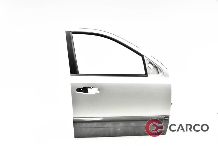 Врата предна дясна за KIA SORENTO I (JC) 2.5 CRDi (2002)