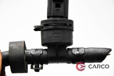 Сензор температура 038906081B за VW PASSAT седан (3C2) 2.0 TDI (2005 - 2010)