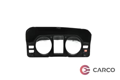 Конзола около километраж за MITSUBISHI PAJERO II (V3_W, V2_W, V4_W, NH, NJ, NK, NL) 2.5 TD 4WD (V24C, V24W) (1990 - 1999)