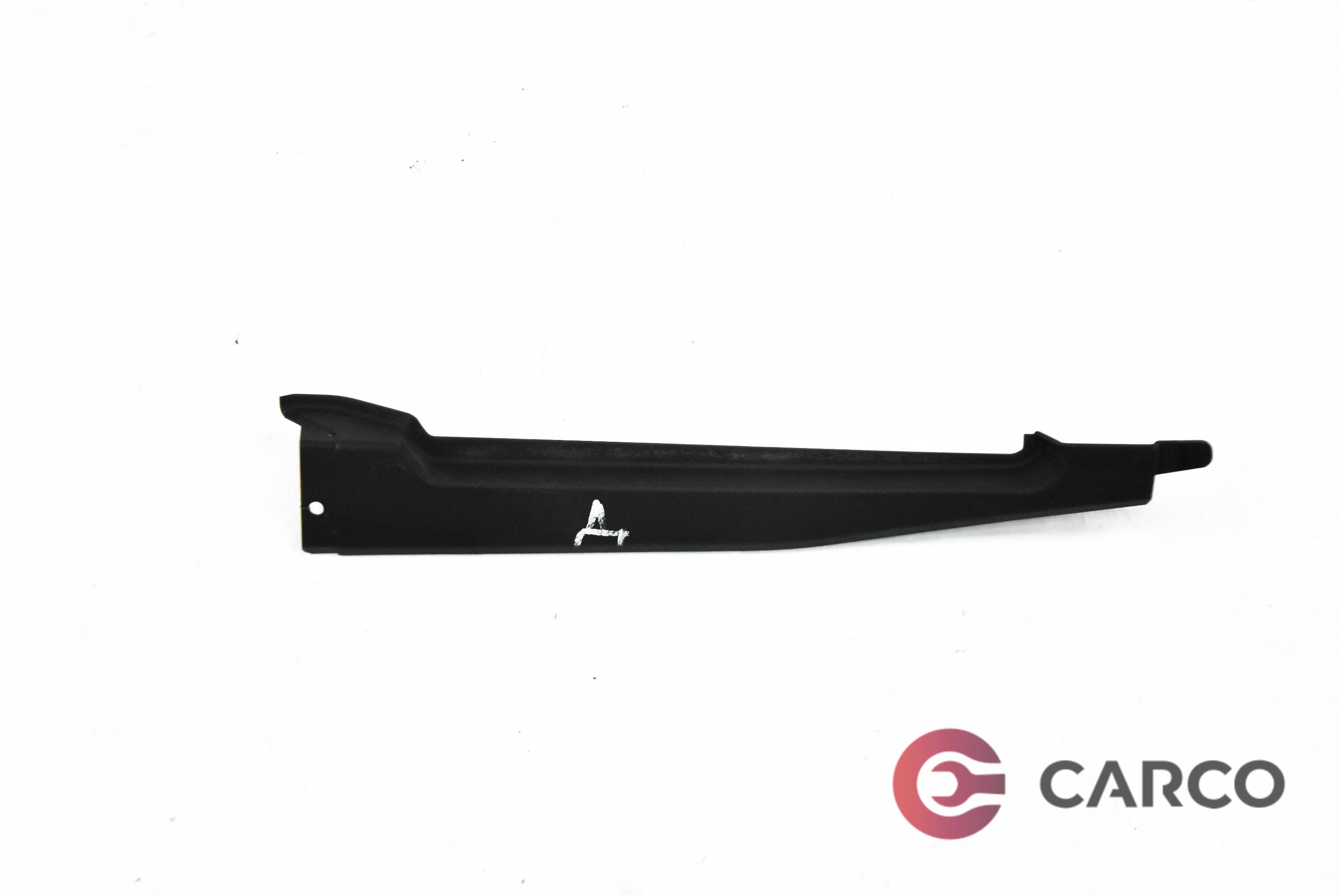 Лайсна А колонка дясна 4E0868204B за AUDI A8 седан (4E_) 4.2 TDI quattro (2002 - 2010)