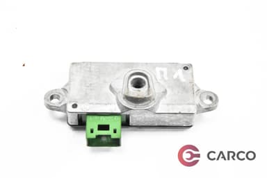 Сензор AIRBAG 30692955501H за BMW 7 седан (E65, E66, E67) 730 d (2001 - 2009)