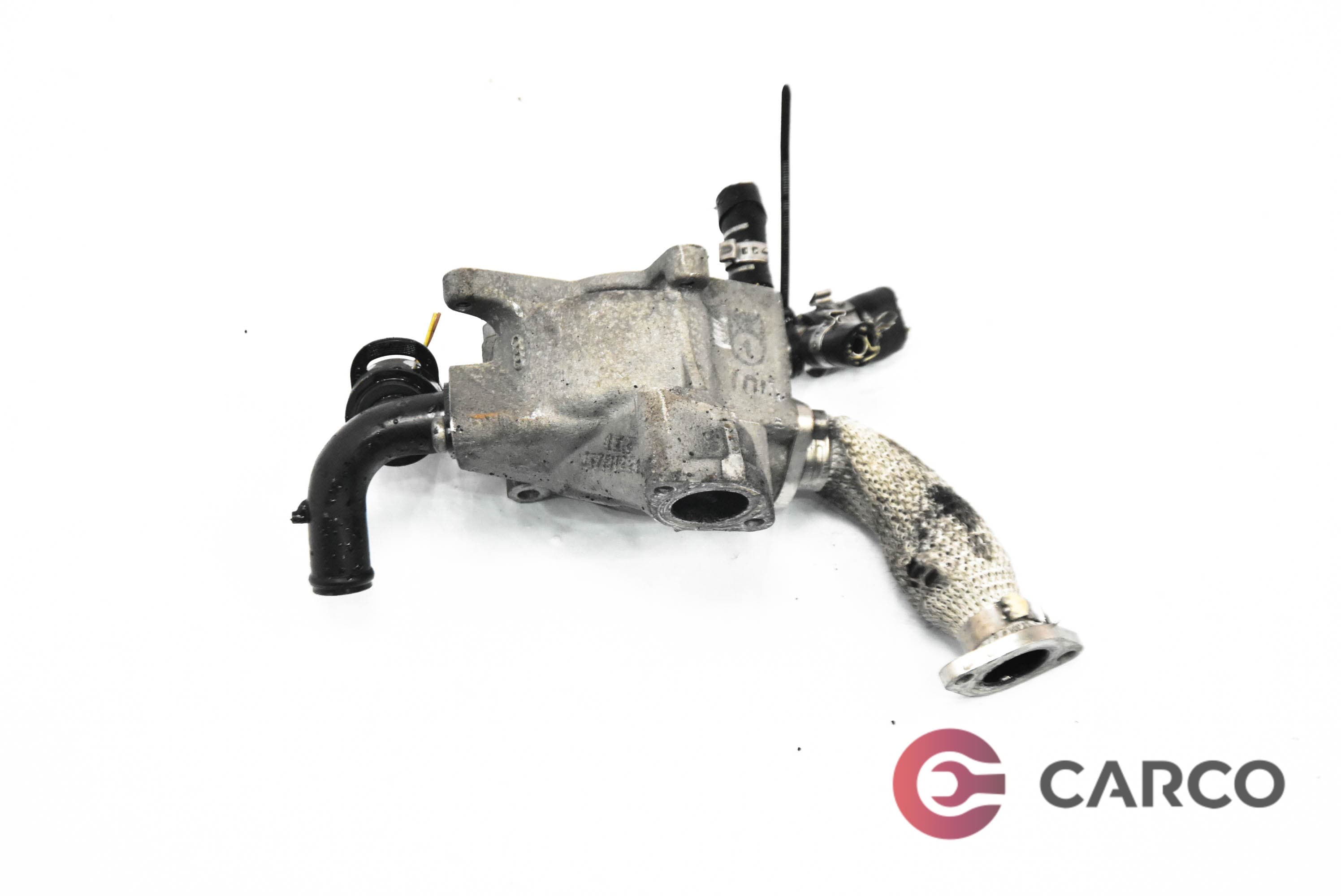 EGR тръба дясна 057131224E за AUDI A8 седан (4E_) 4.2 TDI quattro (2002 - 2010)
