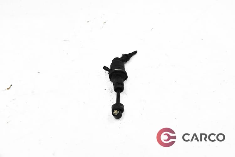 Горна помпа съединител 8200524724 за RENAULT EURO CLIO III (BR0/1, CR0/1) 1.5 dCi (2005)