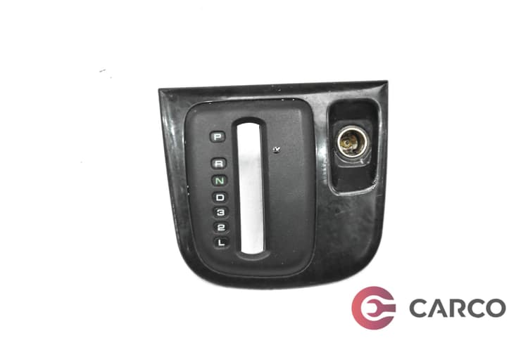 Лайсна около скоростен лост за MITSUBISHI SPACE RUNNER (N6_W) 2.4 GDI (1999 - 2002)