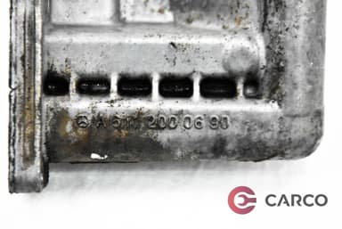 Конзола термостат A6112000690 за MERCEDES-BENZ VITO кутия (638) 112 CDI 2.2 (638.094) (1997 - 2003)