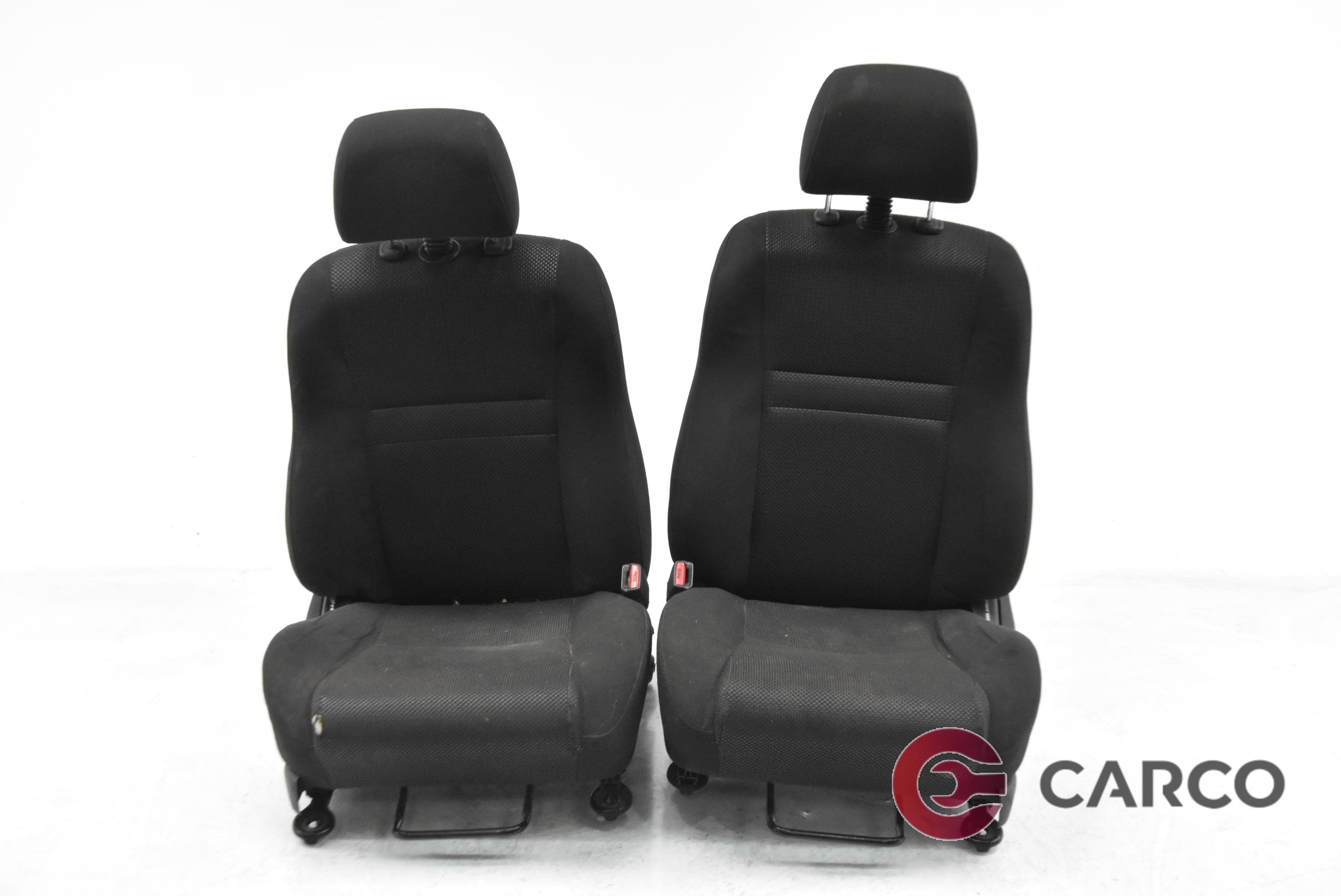 Седалки предни десен волан за TOYOTA AVENSIS седан (T25_) 1.8 (2003 - 2008)