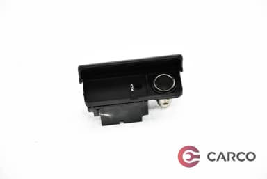 Панел AUX 5H2219C065AA за RANGE ROVER SPORT (LS) 3.6 D 4x4 (2005 - 2013)