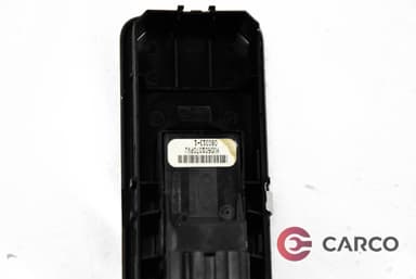 Панел копче ел.стъкло задно дясно за RANGE ROVER SPORT (LS) 3.6 D 4x4 (2005 - 2013)
