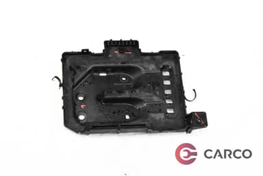 Легло акумулатор 371502H000 за KIA CEE'D хетчбек (ED) 1.6 CRDi 115 (2006 - 2012)
