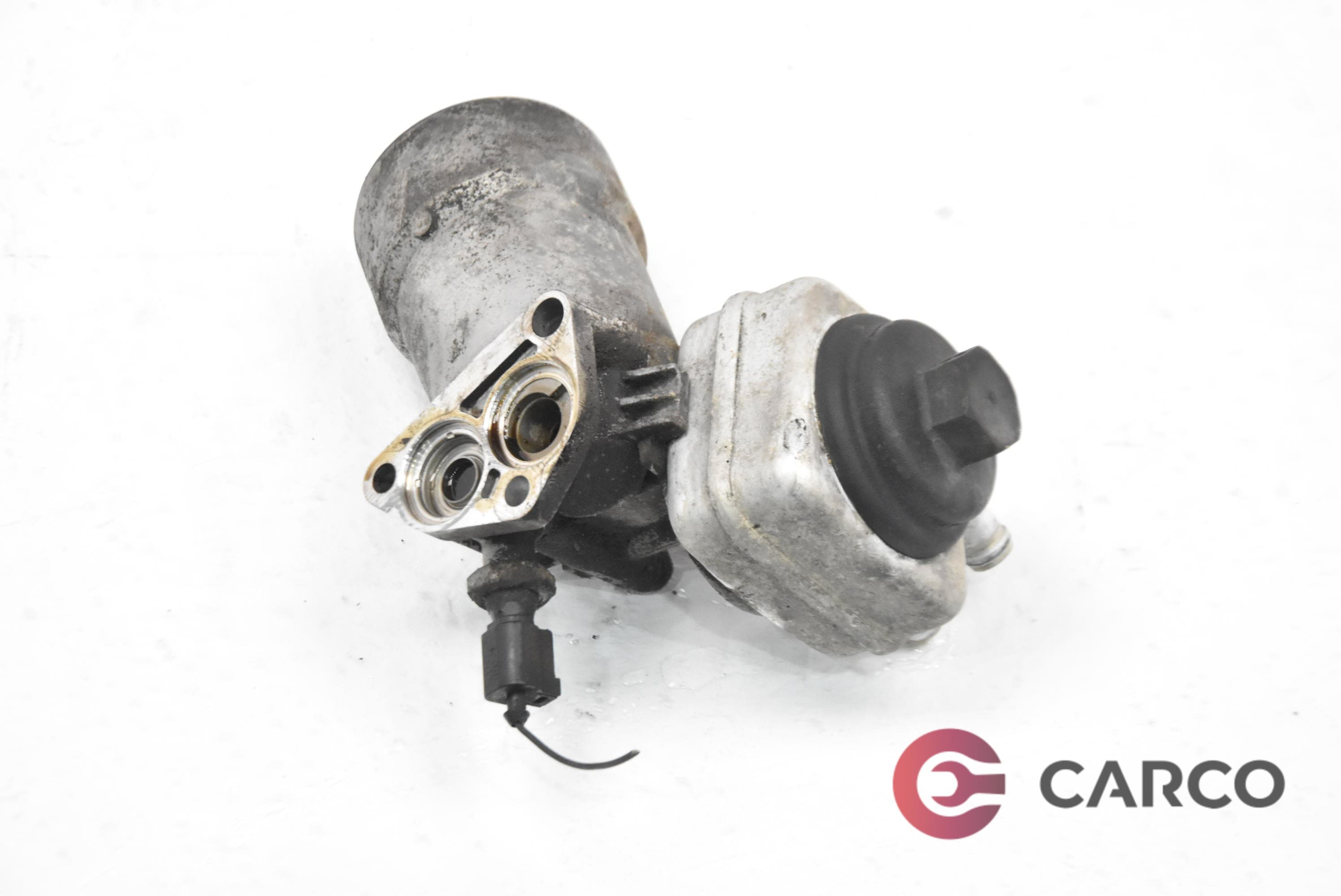 Конзола маслен филтър Z3B071115403 за VW BORA / JETTA IV комби (1J6) 2.8 V6 4motion (1999 - 2005)