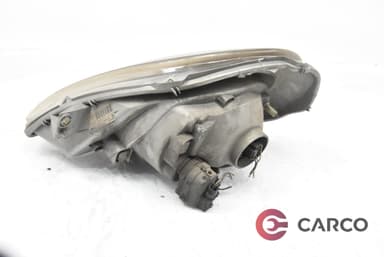 Фар десен за NISSAN PRIMASTAR кутия (X83) dCi 100 (2002)