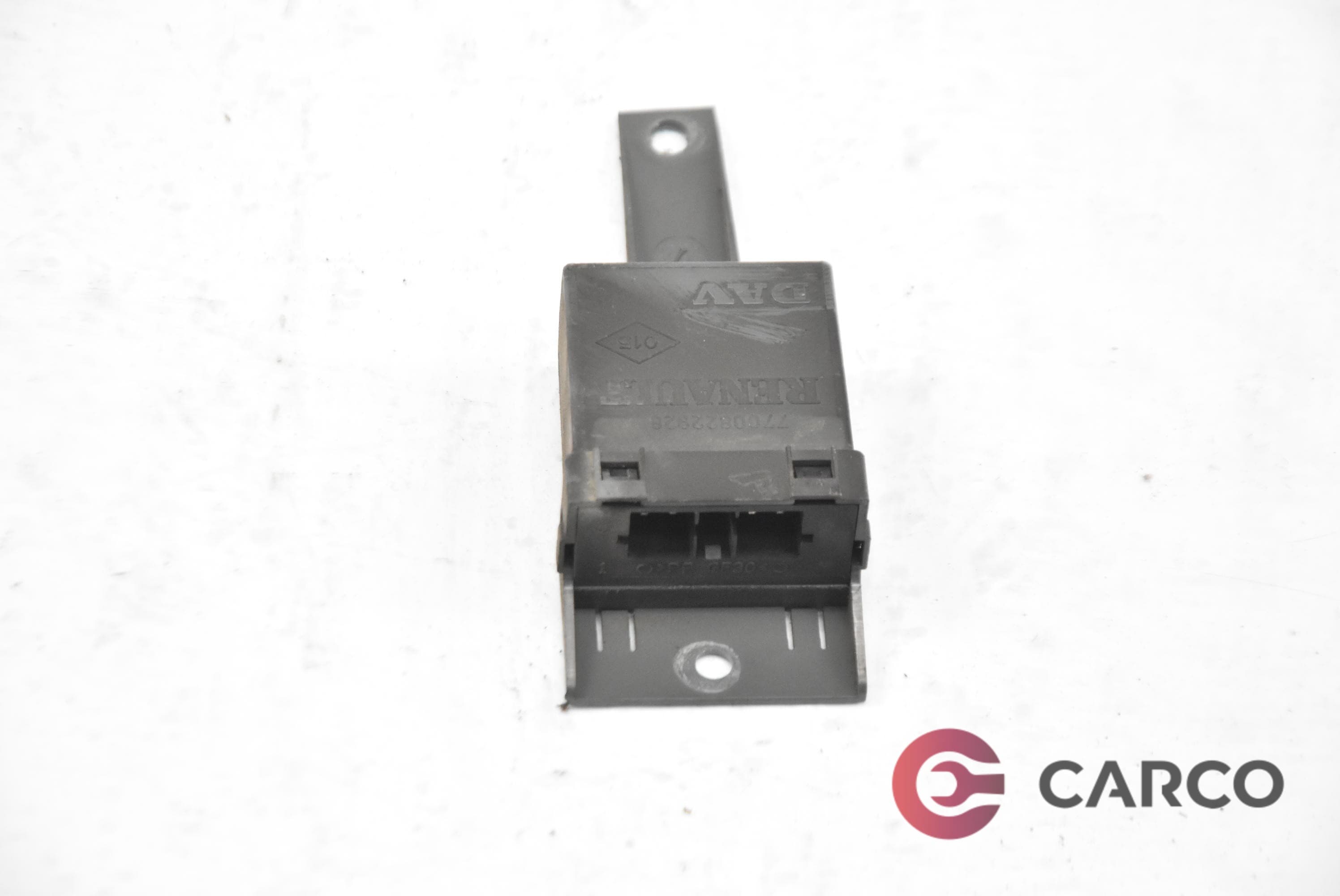 Модул централно заключване 7700822928 за NISSAN PRIMASTAR кутия (X83) dCi 100 (2002)
