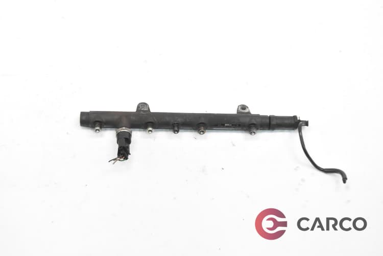 Горивна рейка 7700114017 за NISSAN PRIMASTAR кутия (X83) dCi 100 (2002)