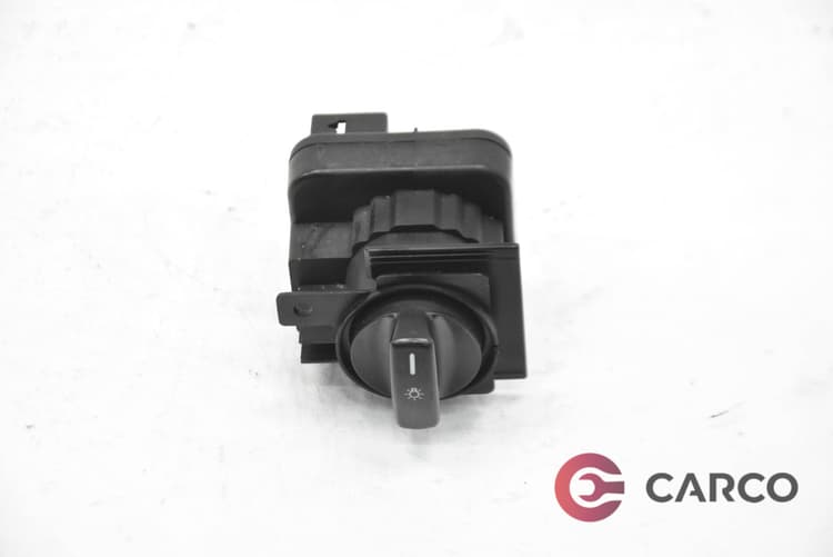 Ключ светлини 1695451304 за MERCEDES-BENZ A-CLASS (W169) A 180 CDI (169.007, 169.307) (2004 - 2012)