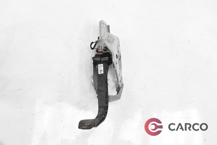 Педал съединител 13192503 за OPEL ZAFIRA B (A05) 1.9 CDTI (2005)