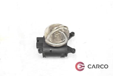 Моторче клапа парно 8E1820511C за AUDI A4 (8E2, B6) 1.8 T quattro (2000 - 2004)
