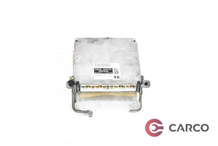 Компютър двигател 175800-5211 за TOYOTA COROLLA Verso (ZDE12_, CDE12_) 2.0 D-4D (2001 - 2004)