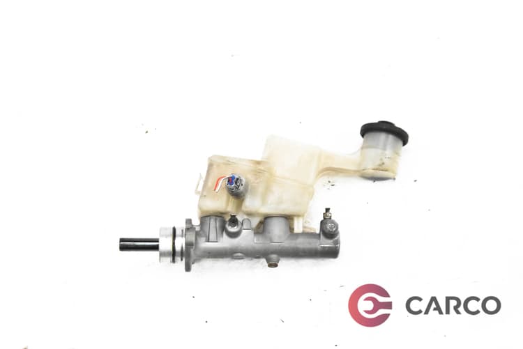 Спирачна помпа с казанче за TOYOTA COROLLA Verso (ZDE12_, CDE12_) 2.0 D-4D (2001 - 2004)