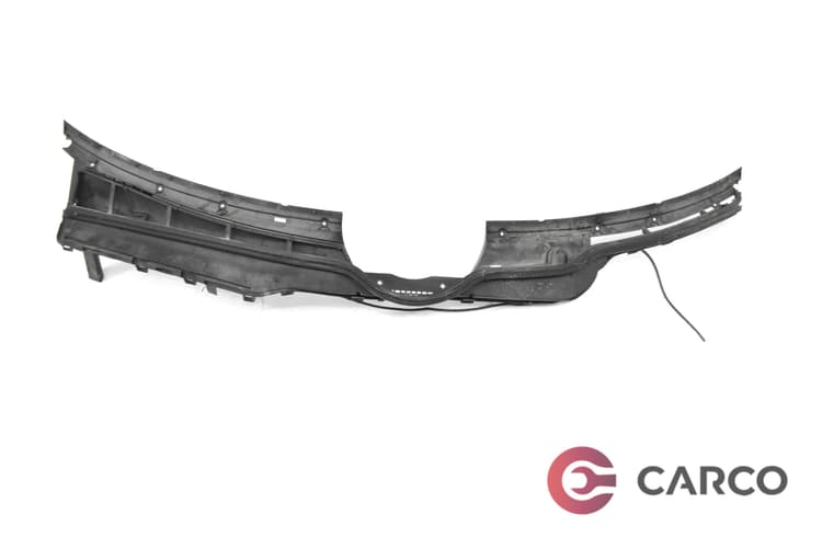 Лайсна под чистачки за MERCEDES-BENZ C-CLASS седан (W202) C 180 (202.018) (1993 - 2000)