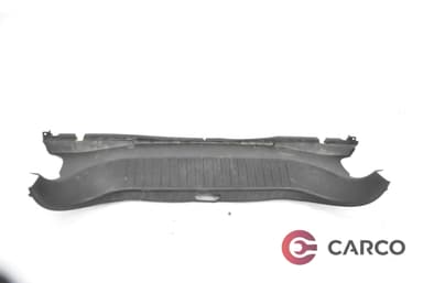 Лайсна около заключалка заден капак 9653118677 за PEUGEOT 407 купе (6C_) 2.7 HDi (2005)