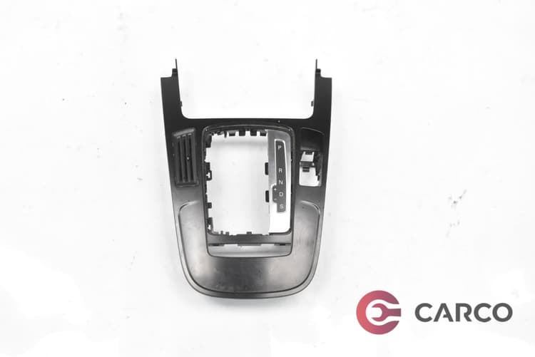Лайсна около скоростен лост ДЕСЕН ВОЛАН за AUDI A4 седан (8K2, B8) 2.0 TDI (2007 - 2015)