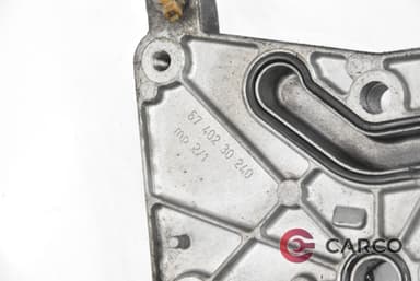 Конзола маслен филтър 6740230240 за ALFA ROMEO 159 седан (939) 1.9 JTDM 16V (2005 - 2011)