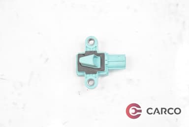 AIRBAG сензор 8K0955557C за AUDI A4 седан (8K2, B8) 2.0 TDI (2007 - 2015)