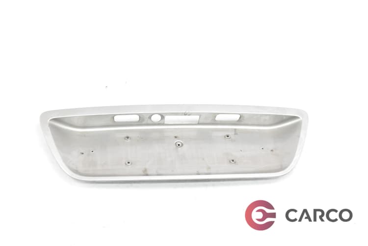 Стойка регистрационен номер за MERCEDES-BENZ C-CLASS седан (W203) C 220 CDI (203.006) (2000 - 2007)