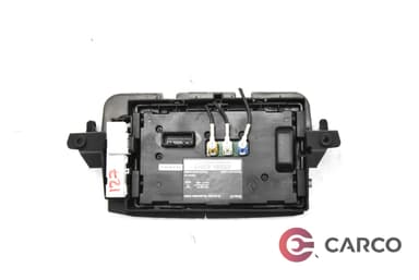 Диспплей навигация 259156554R за RENAULT MEGANE III Grandtour (KZ0/1) 1.9 dCi (KZ0J, KZ0N, KZ1S) (2008)
