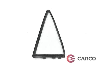 Стъкло фикс задно дясно за TOYOTA COROLLA Verso (ZDE12_, CDE12_) 2.0 D-4D (2001 - 2004)