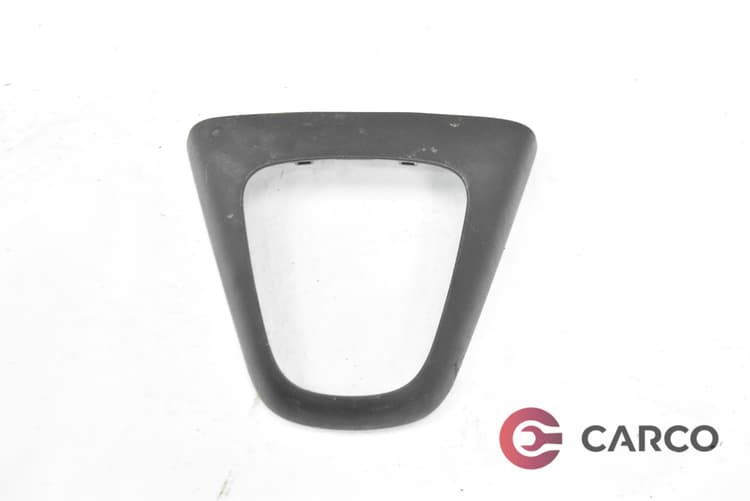 Лайсна около скоростен лост GN191-00970 за TOYOTA COROLLA Verso (ZDE12_, CDE12_) 2.0 D-4D (2001 - 2004)