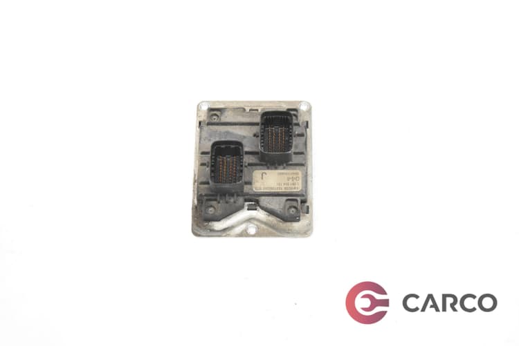 Компютър двигател 0261204733 за ALFA ROMEO 166 седан (936) 2.0 T.Spark (936A3A__) (1998 - 2007)