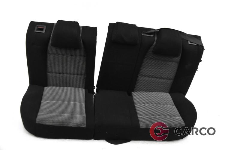 Седалки задни за PEUGEOT 307 (3A/C) Facelift 1.4 16V (2000)