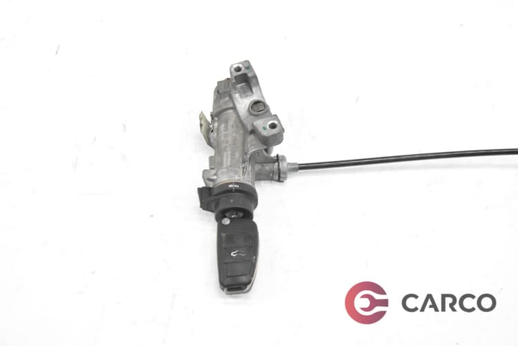 Конзола ключ запалване 4B0905851 за AUDI A4 седан (8EC, B7) 2.5 TDI (2004 - 2008)