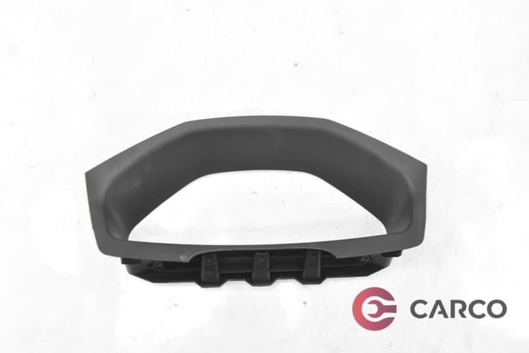 Конзола около километаж за VOLVO S60 I седан 2.4 D5 (2000 - 2010)