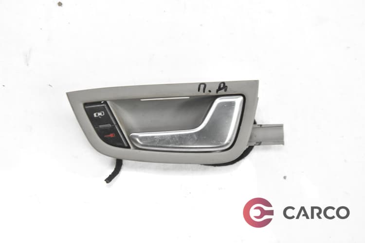 Вътрешна дръжка предна дясна за AUDI A8 седан (4E_) 3.7 quattro (2002 - 2010)