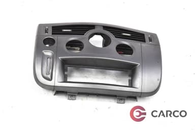 Конзола около управление климатроник за RENAULT GRAND SCÉNIC II (JM0/1_) 1.9 dCi (JM0G, JM12, JM1G, JM2C) (2004)