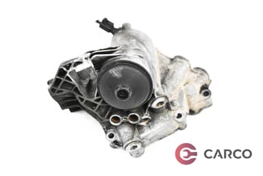 Конзола маслен филтър 077115401S за AUDI A8 седан (4E_) 3.7 quattro (2002 - 2010)
