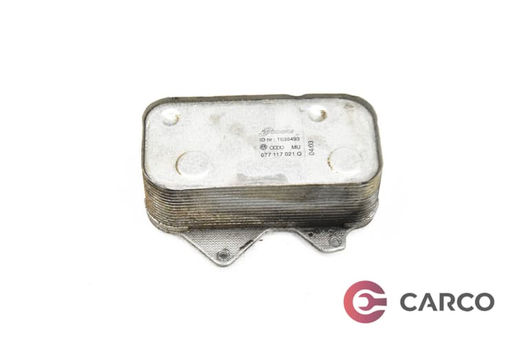 Маслен охладител 077117021Q за AUDI A8 седан (4E_) 3.7 quattro (2002 - 2010)