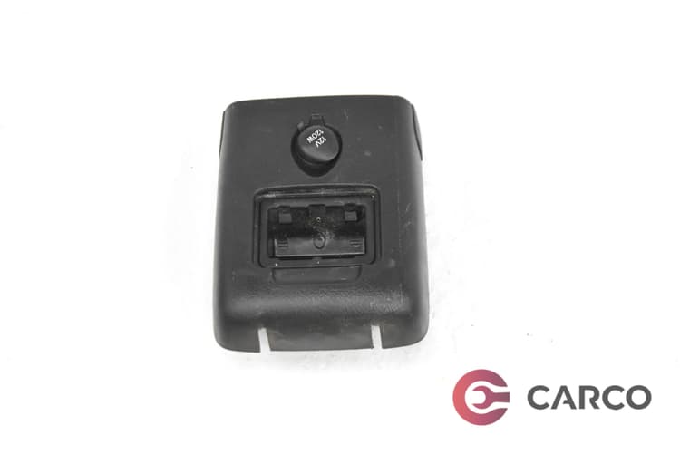 Слот за зареждане 12V за TOYOTA AVENSIS седан (T25_) 1.8 (2003 - 2008)