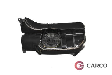 Субуфер 4B9035382A за AUDI ALLROAD комби (4BH, C5) 2.5 TDI quattro (2000 - 2005)