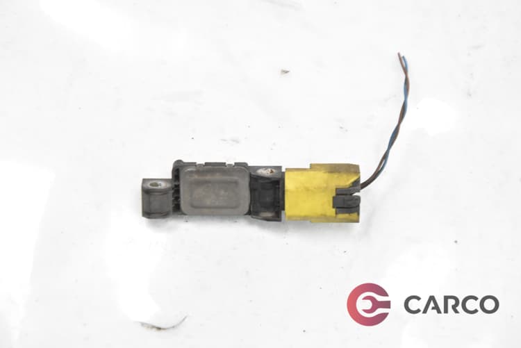 CRASH сензор 7L0909606A за VW TOUAREG (7LA, 7L6, 7L7) 2.5 R5 TDI (2002 - 2010)