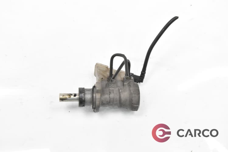 Спирачна помпа с казанче за FORD FOCUS седан (DFW) 1.8 Turbo DI / TDDi (1999 - 2007)