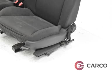 Седалки предни десен волан за CADILLAC BLS 1.9 D (2006)