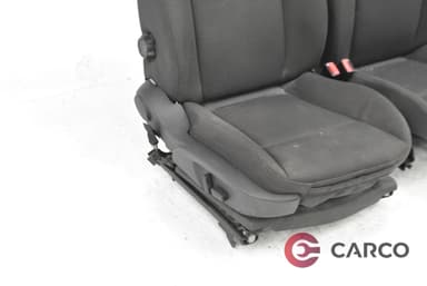 Седалки предни десен волан за CADILLAC BLS 1.9 D (2006)