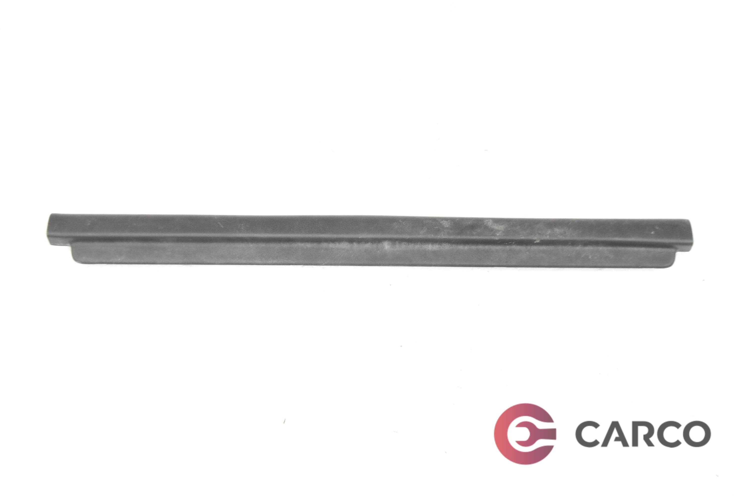 Интериорна лайсна праг дясна 67913-B2030 за DAIHATSU CUORE VI (L251, L250_, L260_) 1.0 (2003)