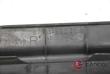 Интериорна лайсна праг дясна 67913-B2030 за DAIHATSU CUORE VI (L251, L250_, L260_) 1.0 (2003)